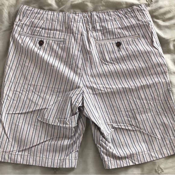 Tommy bahama Shorts - Picture 4 of 4